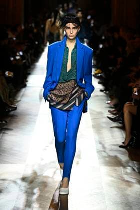 Dries van Noten Ready to wear fall winter 2025 26 Paris March 2025 Dries van Noten Ready to wear fall winter 2025 26 Paris March 2025, Credit:Zeppelin Avalon  Copyright: xZeppelinx xAvalonx 0972553548