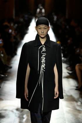 Dries van Noten Ready to wear fall winter 2025 26 Paris March 2025 Dries van Noten Ready to wear fall winter 2025 26 Paris March 2025, Credit:Zeppelin Avalon  Copyright: xZeppelinx xAvalonx 0972553898
