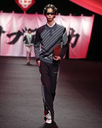 PFW - Casablanca Runway A model walks the runway during the Casablanca Womenswear Fall Winter 2025-2026 show as part of Paris Fashion at Le Carrousel du Louvre on March 05, 2025 in Paris, France. Photo by Alain-Gil Gonzalez ABACAPRESS.COM Paris France  Copyright: xGonzalezxAlain-Gil ABACAx