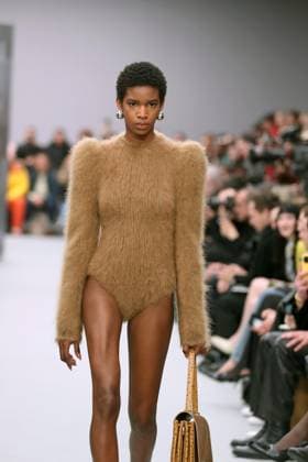 Acne Studios Ready to wear fall winter 2025 26 Paris March 2025 Acne Studios Ready to wear fall winter 2025 26 Paris March 2025, Credit:Zeppelin Avalon  Copyright: xZeppelinx xAvalonx 0972548753