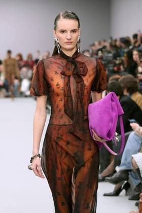 Acne Studios Ready to wear fall winter 2025 26 Paris March 2025 Acne Studios Ready to wear fall winter 2025 26 Paris March 2025, Credit:Zeppelin Avalon  Copyright: xZeppelinx xAvalonx 0972548844