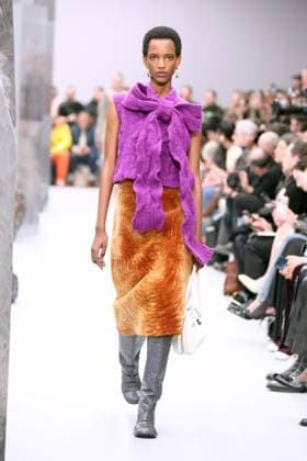 Acne Studios Ready to wear fall winter 2025 26 Paris March 2025 Acne Studios Ready to wear fall winter 2025 26 Paris March 2025, Credit:Zeppelin Avalon  Copyright: xZeppelinx xAvalonx 0972549005