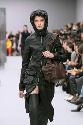 Acne Studios Ready to wear fall winter 2025 26 Paris March 2025 Acne Studios Ready to wear fall winter 2025 26 Paris March 2025, Credit:Zeppelin Avalon  Copyright: xZeppelinx xAvalonx 0972549117
