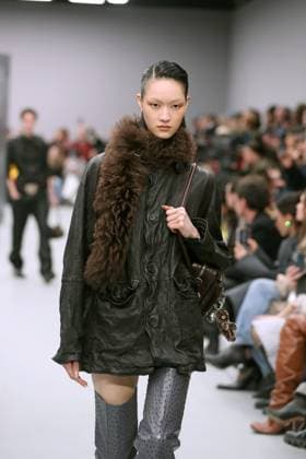Acne Studios Ready to wear fall winter 2025 26 Paris March 2025 Acne Studios Ready to wear fall winter 2025 26 Paris March 2025, Credit:Zeppelin Avalon  Copyright: xZeppelinx xAvalonx 0972549278
