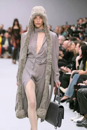 Acne Studios Ready to wear fall winter 2025 26 Paris March 2025 Acne Studios Ready to wear fall winter 2025 26 Paris March 2025, Credit:Zeppelin Avalon  Copyright: xZeppelinx xAvalonx 0972549416