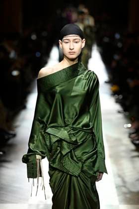 Dries van Noten Ready to wear fall winter 2025 26 Paris March 2025 Dries van Noten Ready to wear fall winter 2025 26 Paris March 2025, Credit:Zeppelin Avalon  Copyright: xZeppelinx xAvalonx 0972554766