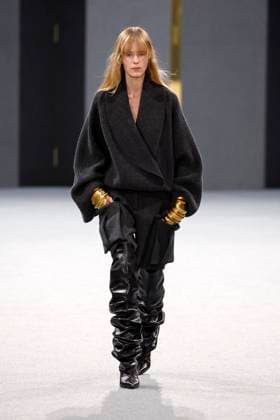 Balmain Studios Ready to wear fall winter 2025 26 Paris March 2025 Balmain Studios Ready to wear fall winter 2025 26 Paris March 2025, Credit:Zeppelin Avalon  Copyright: xZeppelinx xAvalonx 0972550108