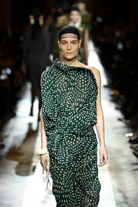 Dries van Noten Ready to wear fall winter 2025 26 Paris March 2025 Dries van Noten Ready to wear fall winter 2025 26 Paris March 2025, Credit:Zeppelin Avalon  Copyright: xZeppelinx xAvalonx 0972554950