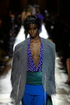 Dries van Noten Ready to wear fall winter 2025 26 Paris March 2025 Dries van Noten Ready to wear fall winter 2025 26 Paris March 2025, Credit:Zeppelin Avalon  Copyright: xZeppelinx xAvalonx 0972555752