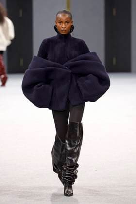 Balmain Studios Ready to wear fall winter 2025 26 Paris March 2025 Balmain Studios Ready to wear fall winter 2025 26 Paris March 2025, Credit:Zeppelin Avalon  Copyright: xZeppelinx xAvalonx 0972550339