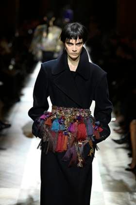 Dries van Noten Ready to wear fall winter 2025 26 Paris March 2025 Dries van Noten Ready to wear fall winter 2025 26 Paris March 2025, Credit:Zeppelin Avalon  Copyright: xZeppelinx xAvalonx 0972556828