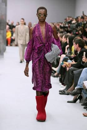 Acne Studios Ready to wear fall winter 2025 26 Paris March 2025 Acne Studios Ready to wear fall winter 2025 26 Paris March 2025, Credit:Zeppelin Avalon  Copyright: xZeppelinx xAvalonx 0972548993