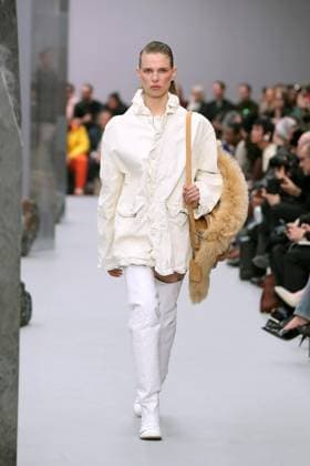 Acne Studios Ready to wear fall winter 2025 26 Paris March 2025 Acne Studios Ready to wear fall winter 2025 26 Paris March 2025, Credit:Zeppelin Avalon  Copyright: xZeppelinx xAvalonx 0972549308