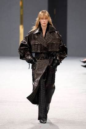 Balmain Studios Ready to wear fall winter 2025 26 Paris March 2025 Balmain Studios Ready to wear fall winter 2025 26 Paris March 2025, Credit:Zeppelin Avalon  Copyright: xZeppelinx xAvalonx 0972550669