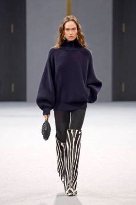 Balmain Studios Ready to wear fall winter 2025 26 Paris March 2025 Balmain Studios Ready to wear fall winter 2025 26 Paris March 2025, Credit:Zeppelin Avalon  Copyright: xZeppelinx xAvalonx 0972550317