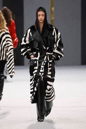 Balmain Studios Ready to wear fall winter 2025 26 Paris March 2025 Balmain Studios Ready to wear fall winter 2025 26 Paris March 2025, Credit:Zeppelin Avalon  Copyright: xZeppelinx xAvalonx 0972550553