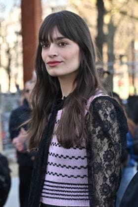 PFW Chloe Outside Arrivals Clara Luciani arriving at Chloe show during Paris Fashion Week in Paris, France on March 6, 2025. Photo by Julien Reynaud APS-Medias ABACAPRESS.COM Paris France  Copyright: xReynaudxJulien APS-Medias ABACAx
