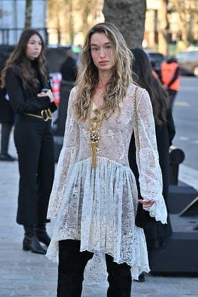 PFW Chloe Outside Arrivals Jenn Du Puy arriving at Chloe show during Paris Fashion Week in Paris, France on March 6, 2025. Photo by Julien Reynaud APS-Medias ABACAPRESS.COM Paris France  Copyright: xReynaudxJulien APS-Medias ABACAx