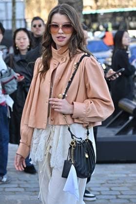 PFW Chloe Outside Arrivals Ever Gabo Anderson arriving at Chloe show during Paris Fashion Week in Paris, France on March 6, 2025. Photo by Julien Reynaud APS-Medias ABACAPRESS.COM Paris France  Copyright: xReynaudxJulien APS-Medias ABACAx