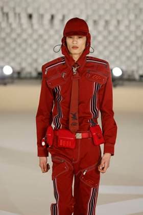 Off White Ready to Wear Fall Winter 2025 - Paris, March 2025 Off White Ready to Wear Fall Winter 2025 - Paris, March 2025, Credit:Zeppelin Avalon  Copyright: xZeppelinx xAvalonx 0972837189