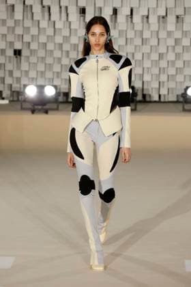 Off White Ready to Wear Fall Winter 2025 - Paris, March 2025 Off White Ready to Wear Fall Winter 2025 - Paris, March 2025, Credit:Zeppelin Avalon  Copyright: xZeppelinx xAvalonx 0972837255
