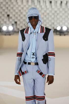 Off White Ready to Wear Fall Winter 2025 - Paris, March 2025 Off White Ready to Wear Fall Winter 2025 - Paris, March 2025, Credit:Zeppelin Avalon  Copyright: xZeppelinx xAvalonx 0972837341