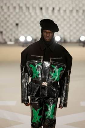 Off White Ready to Wear Fall Winter 2025 - Paris, March 2025 Off White Ready to Wear Fall Winter 2025 - Paris, March 2025, Credit:Zeppelin Avalon  Copyright: xZeppelinx xAvalonx 0972837513