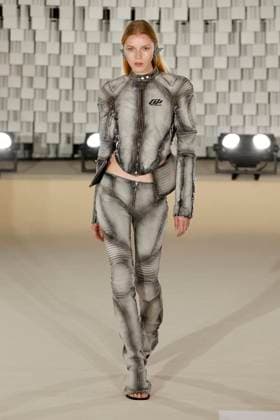 Off White Ready to Wear Fall Winter 2025 - Paris, March 2025 Off White Ready to Wear Fall Winter 2025 - Paris, March 2025, Credit:Zeppelin Avalon  Copyright: xZeppelinx xAvalonx 0972837903