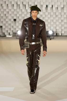 Off White Ready to Wear Fall Winter 2025 - Paris, March 2025 Off White Ready to Wear Fall Winter 2025 - Paris, March 2025, Credit:Zeppelin Avalon  Copyright: xZeppelinx xAvalonx 0972837915