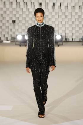 Off White Ready to Wear Fall Winter 2025 - Paris, March 2025 Off White Ready to Wear Fall Winter 2025 - Paris, March 2025, Credit:Zeppelin Avalon  Copyright: xZeppelinx xAvalonx 0972837942