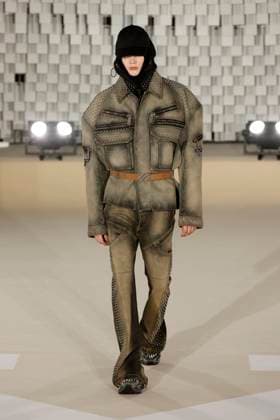 Off White Ready to Wear Fall Winter 2025 - Paris, March 2025 Off White Ready to Wear Fall Winter 2025 - Paris, March 2025, Credit:Zeppelin Avalon  Copyright: xZeppelinx xAvalonx 0972838081