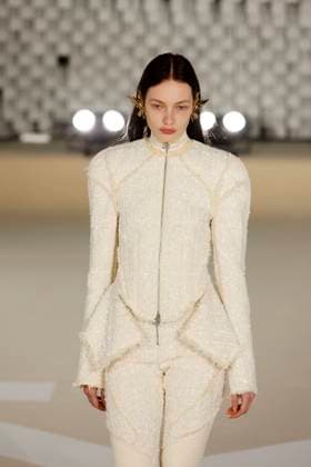 Off White Ready to Wear Fall Winter 2025 - Paris, March 2025 Off White Ready to Wear Fall Winter 2025 - Paris, March 2025, Credit:Zeppelin Avalon  Copyright: xZeppelinx xAvalonx 0972838685