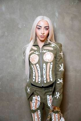 Photocall of the Off White fashion show, at the headquarters of the French Communist Party PCF , Fashion Collection Ready to Wear Fall Winter 2025 2026 at Paris Fashion Week PFW Bilal Hassani at the photocall of the Off White fashion show, at the headquarters of the French Communist Party PCF , Fashion Collection Ready to Wear Fall Winter 2025 2026 at Paris Fashion Week PFW , in Paris, France, March 6, 2025 Pierre Perusseau Bestimage Photocall of the Off White fashion show, at the headquarters of the French Communist Party PCF , Fashion Collection Ready to Wear Fall Winter 2025 2026 during Paris Fashion Week PFW , in Paris, France, March 6, 2025 Paris France Copyright: xPerusseaux-xDaxSilvax xBestimagexPerusseaux-xDaxSilvax xBestimagex