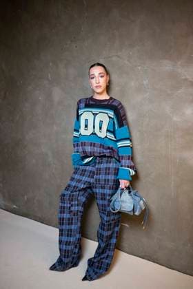 Photocall of the Off White fashion show, at the headquarters of the French Communist Party PCF , Fashion Collection Ready to Wear Fall Winter 2025 2026 at Paris Fashion Week PFW Ginevra Mavilla at the photocall of the Off White fashion show, at the headquarters of the French Communist Party PCF , Fashion Collection Ready to Wear Fall Winter 2025 2026 at Paris Fashion Week PFW , in Paris, France, March 6, 2025 Pierre Perusseau Bestimage Photocall of the Off White fashion show, at the headquarters of the French Communist Party PCF , Fashion Collection Ready to Wear Fall Winter 2025 2026 during Paris Fashion Week PFW , in Paris, France, March 6, 2025 Paris France Copyright: xPerusseaux-xDaxSilvax xBestimagexPerusseaux-xDaxSilvax xBestimagex