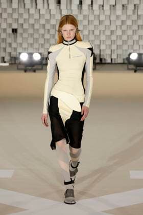Off White Ready to Wear Fall Winter 2025 - Paris, March 2025 Off White Ready to Wear Fall Winter 2025 - Paris, March 2025, Credit:Zeppelin Avalon  Copyright: xZeppelinx xAvalonx 0972838968