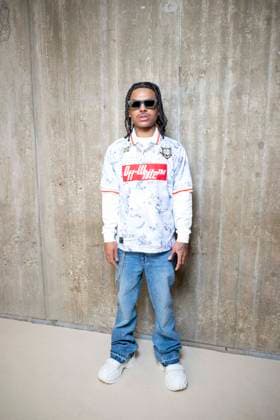 Photocall of the Off White fashion show, at the headquarters of the French Communist Party PCF , Fashion Collection Ready to Wear Fall Winter 2025 2026 at Paris Fashion Week PFW Dadi at the photocall of the Off White fashion show, at the headquarters of the French Communist Party PCF , Fashion Collection Ready to Wear Fall Winter 2025 2026 at Paris Fashion Week PFW , in Paris, France, March 6, 2025 Pierre Perusseau Bestimage Photocall of the Off White fashion show, at the headquarters of the French Communist Party PCF , Fashion Collection Ready to Wear Fall Winter 2025 2026 during Paris Fashion Week PFW , in Paris, France, March 6, 2025 Paris France Copyright: xPerusseaux-xDaxSilvax xBestimagexPerusseaux-xDaxSilvax xBestimagex