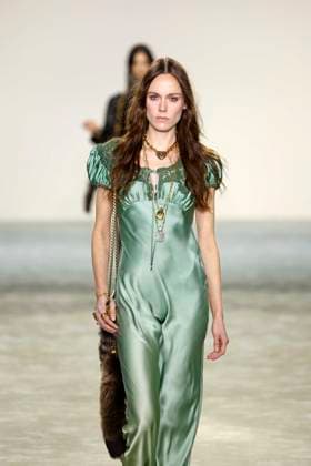 Chloe Ready to Wear Fall Winter 2025 - Paris, March 2025 Chloe Ready to Wear Fall Winter 2025 - Paris, March 2025, Credit:Zeppelin Avalon  Copyright: xZeppelinx xAvalonx 0972842655