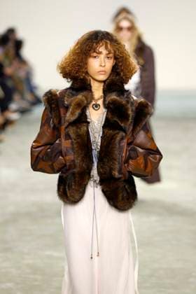 Chloe Ready to Wear Fall Winter 2025 - Paris, March 2025 Chloe Ready to Wear Fall Winter 2025 - Paris, March 2025, Credit:Zeppelin Avalon  Copyright: xZeppelinx xAvalonx 0972842749