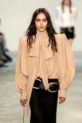 Chloe Ready to Wear Fall Winter 2025 - Paris, March 2025 Chloe Ready to Wear Fall Winter 2025 - Paris, March 2025, Credit:Zeppelin Avalon  Copyright: xZeppelinx xAvalonx 0972842790