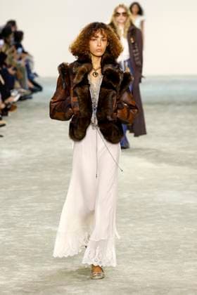 Chloe Ready to Wear Fall Winter 2025 - Paris, March 2025 Chloe Ready to Wear Fall Winter 2025 - Paris, March 2025, Credit:Zeppelin Avalon  Copyright: xZeppelinx xAvalonx 0972842807