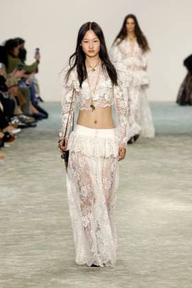 Chloe Ready to Wear Fall Winter 2025 - Paris, March 2025 Chloe Ready to Wear Fall Winter 2025 - Paris, March 2025, Credit:Zeppelin Avalon  Copyright: xZeppelinx xAvalonx 0972842868
