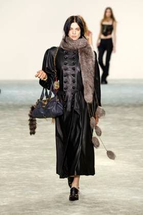 Chloe Ready to Wear Fall Winter 2025 - Paris, March 2025 Chloe Ready to Wear Fall Winter 2025 - Paris, March 2025, Credit:Zeppelin Avalon  Copyright: xZeppelinx xAvalonx 0972842910