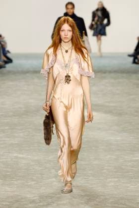 Chloe Ready to Wear Fall Winter 2025 - Paris, March 2025 Chloe Ready to Wear Fall Winter 2025 - Paris, March 2025, Credit:Zeppelin Avalon  Copyright: xZeppelinx xAvalonx 0972842997