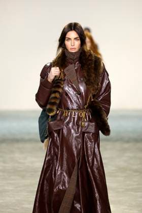 Chloe Ready to Wear Fall Winter 2025 - Paris, March 2025 Chloe Ready to Wear Fall Winter 2025 - Paris, March 2025, Credit:Zeppelin Avalon  Copyright: xZeppelinx xAvalonx 0972843026