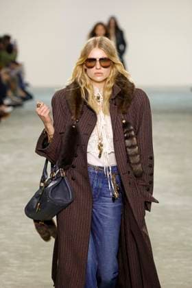Chloe Ready to Wear Fall Winter 2025 - Paris, March 2025 Chloe Ready to Wear Fall Winter 2025 - Paris, March 2025, Credit:Zeppelin Avalon  Copyright: xZeppelinx xAvalonx 0972843106