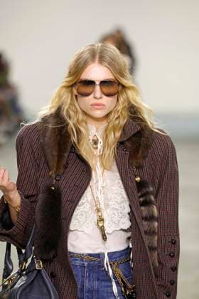 Chloe Ready to Wear Fall Winter 2025 - Paris, March 2025 Chloe Ready to Wear Fall Winter 2025 - Paris, March 2025, Credit:Zeppelin Avalon  Copyright: xZeppelinx xAvalonx 0972843228