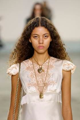 Chloe Ready to Wear Fall Winter 2025 - Paris, March 2025 Chloe Ready to Wear Fall Winter 2025 - Paris, March 2025, Credit:Zeppelin Avalon  Copyright: xZeppelinx xAvalonx 0972843334