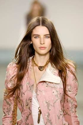 Chloe Ready to Wear Fall Winter 2025 - Paris, March 2025 Chloe Ready to Wear Fall Winter 2025 - Paris, March 2025, Credit:Zeppelin Avalon  Copyright: xZeppelinx xAvalonx 0972843350