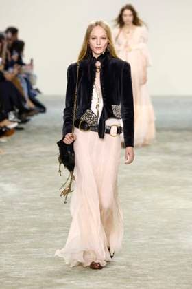 Chloe Ready to Wear Fall Winter 2025 - Paris, March 2025 Chloe Ready to Wear Fall Winter 2025 - Paris, March 2025, Credit:Zeppelin Avalon  Copyright: xZeppelinx xAvalonx 0972843380