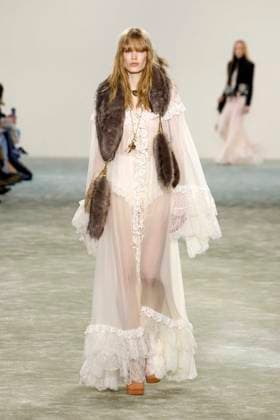 Chloe Ready to Wear Fall Winter 2025 - Paris, March 2025 Chloe Ready to Wear Fall Winter 2025 - Paris, March 2025, Credit:Zeppelin Avalon  Copyright: xZeppelinx xAvalonx 0972843387